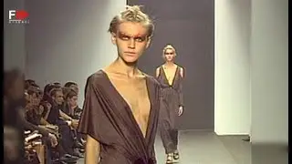 Vintage in Pills FENDI Spring 2002 - Fashion Channel