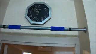 Турник распорный в дверной проем 62-100см  с АлиЭкспресс. 