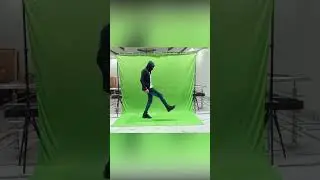 Green Screen Giant Effect || Premiere Pro Effects || Green Screen Effects || VFX #shorts