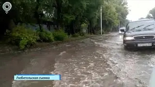 Ливень затопил улицу Петухова в Новосибирске