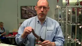 Michael Janich  presents the Spyderco Warrior