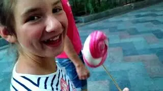VLOG Крым: 💛 Ялта, Пушкинский бульвар💜набережная, магазин Волшебная карамель