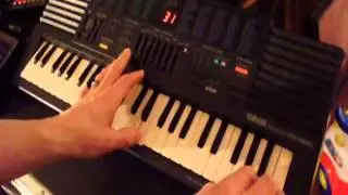 Yamaha PSS-380 .. Demo of sounds and editable FM synthesis