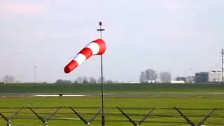 Lublin Airport, 10.11.2012. Odstraszanie ptaków