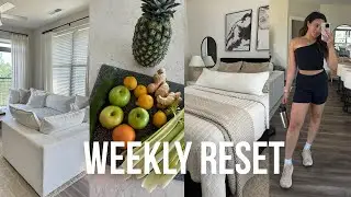 WEEKLY RESET: getting back into routine, healthy Aldi haul, juicing, clean with me