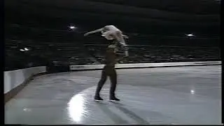 Elena Bechke and Denis Petrov - 1996 Professional Championships AP