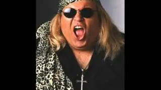 Sam Kinison on Rock Hudson, then owns a heckler