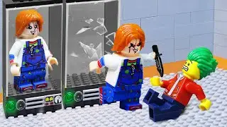Lauf jetzt!!! Chucky ist in der Spielzeugfabrik! - Lego Grusel
