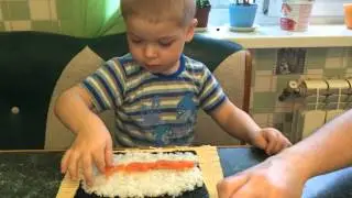 Как приготовить суши? Готовим роллы суши дома. How to make sushi? Prepare rolls sushi at home.