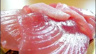 Eating Japanese food Sashimi "Maguro kiriotoshi" (ASMR)