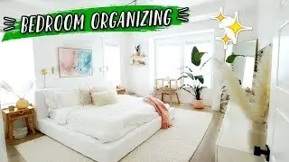 CLEANING + ORGANIZING MY ROOM!! VLOGMAS