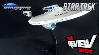 Toy Spot - Diamond Select Toys Star Trek Starship Legends U.S.S Enterprise NCC-1701