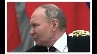 херр Сказочный что-то непрерывно отсасывает