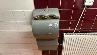 Dyson Airblade AB03 @ The George & Dragon Tadley