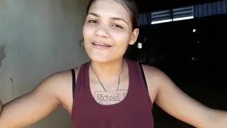 Tigresa trepando e ainda tira a calcinha pra todos ver que ela é corajosa