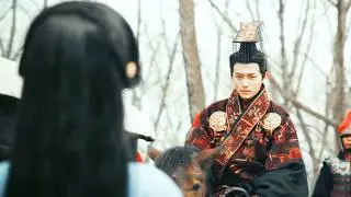 Ugly girl took blame for princess, but emperor fell in love with her at first sight, made her queen!