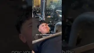 When You Workout With A Gym Girl