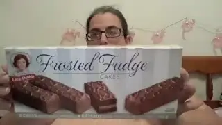 SSBBW BBW  tried Little Debbie Frosted Fudge snack cake  