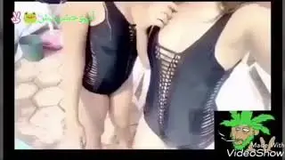 كويتيات يبوسون بعض