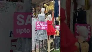 Market: Lajpat Nagar hustle bustle...