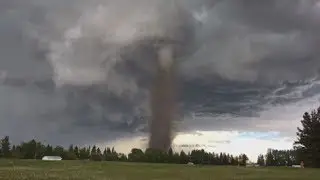 Dramatic footage of Alberta twister