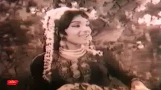 ADHI RAAT KA CHANDA AB TOU SAJNA JAANAY DO - FILM IK SAPERA