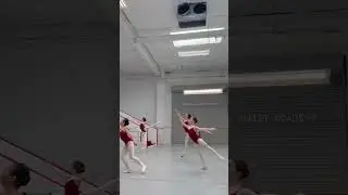 How we do Pas Jetés Combination in Center - Vaganova training in California #dance #ballet