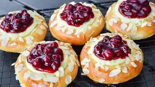 Фантастические БУЛОЧКИ 🍒 ЧИЗКЕЙК внутри и вишневая НАЧИНКА