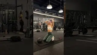 pov: the ab workouts are paying off in time for summer 😮‍💨 