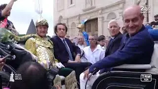 Il Generale dei Cavalieri si avvia verso Piazza Vittorio Veneto per la rassegna