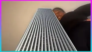 Giantess Porcia shows her size of the city. [女巨人]