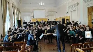 В.Городовская. Концертная пьеса на тему рнп "Выйду на улицу" ("Ich gehe auf die Straße")