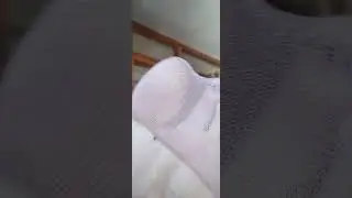 Very close toe wiggling in nylons