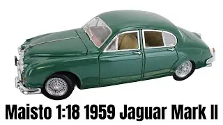 Maisto 1:18 Green 1959 Jaguar Mark II