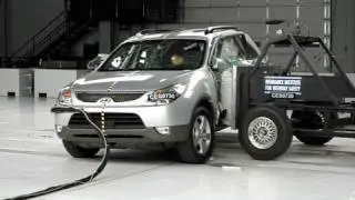 2007 Hyundai Veracruz side IIHS crash test