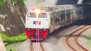 NONTON KERETA API ARGO LAWU SEBELAS MENITAN SAJA