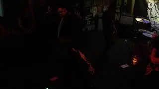 Children In Heat-All Hell Breaks Loose