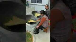 Interesting Traditional Process Of Stir-Drying Tea !