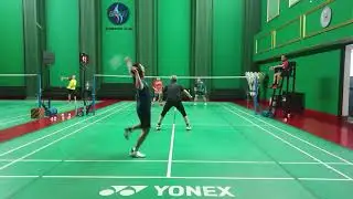 BHM Badminton Club ( Ervan Apeng vs Bobby Andi )