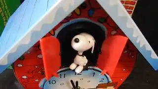 PEANUTS BY SCHULZ SNOOPY CHARLIE BROWN PEANUTS CUCKOO CLOCK LINUS & LUCY EBAY PRODUCT TEST