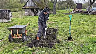 Наша жизнь на хуторе в глуши. Про донаты, грядки и хамон 