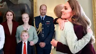 Heartwarming Princess Catherine HUGS teen girl with cancer