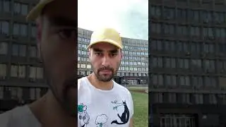 Ты коммунист социалист или Либертарианец.  