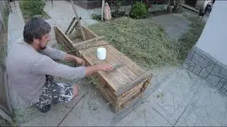 Принцип работы ручной тюковалки для сена и соломы.
