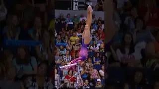 как это возможно?! #acrobat #jump#акробатика#gymnast#гимнастка#прыжок#воздушныегимнасты#bars#trick