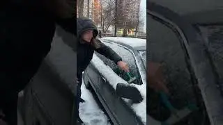 Вот что делать с машиной при первом снеге🔥