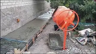 Отмостка вокруг частного дома. Строительно ремонтные работы г. Луганск