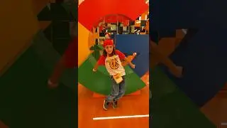 Dança speakerman Skibidi Toilet na Google