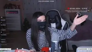 Tenderlybae поёт на стриме🎤🎤🎤