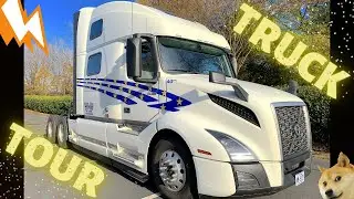 2021 Volvo VNL 860 Globetrotter XL Semi Truck REVIEW | Full Walk Around BIG RIG TOUR | OTR Trucker